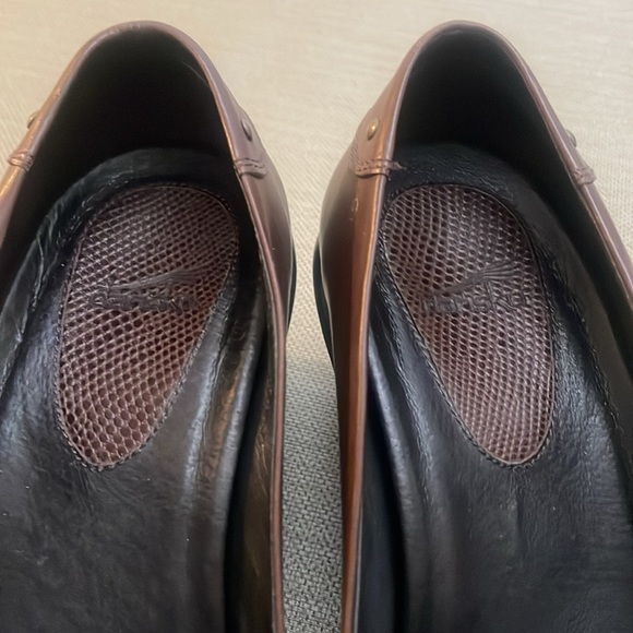 Dansko Brown Leather Kilted Tassel Loafers Size 38 - Picture 5 of 14